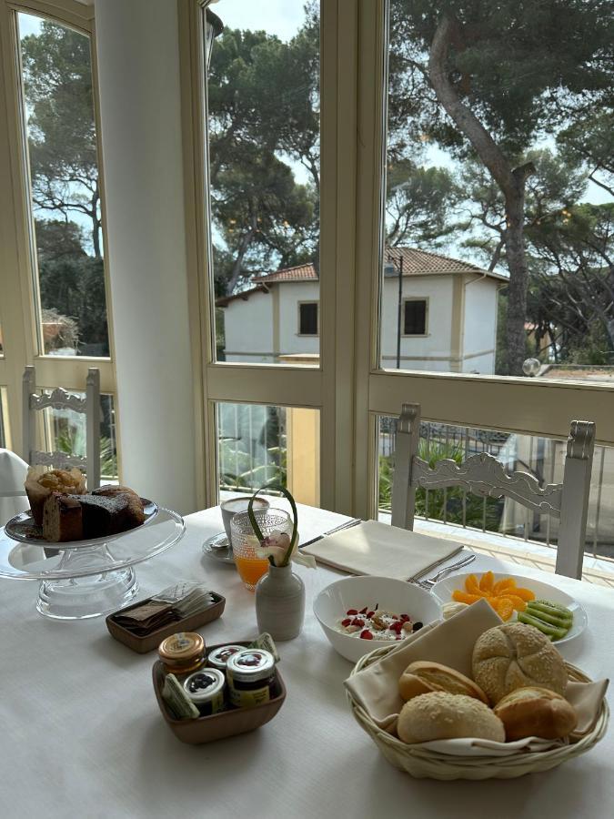 Hotel Atlantico Castiglioncello Extérieur photo