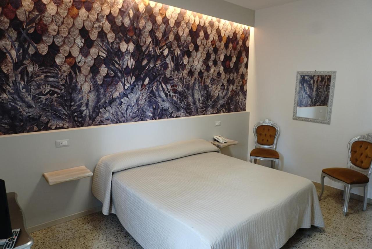 Hotel Atlantico Castiglioncello Extérieur photo